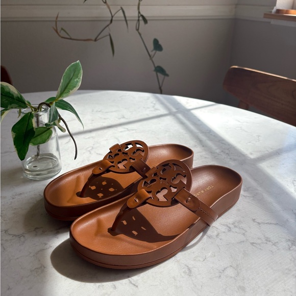 Tory Burch Thong Sandal 6.5 Brand NEW - Picture 6 of 10